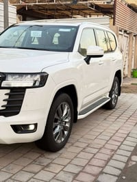 لاندكروزر • ٢٠٢٤ • بعقوبه