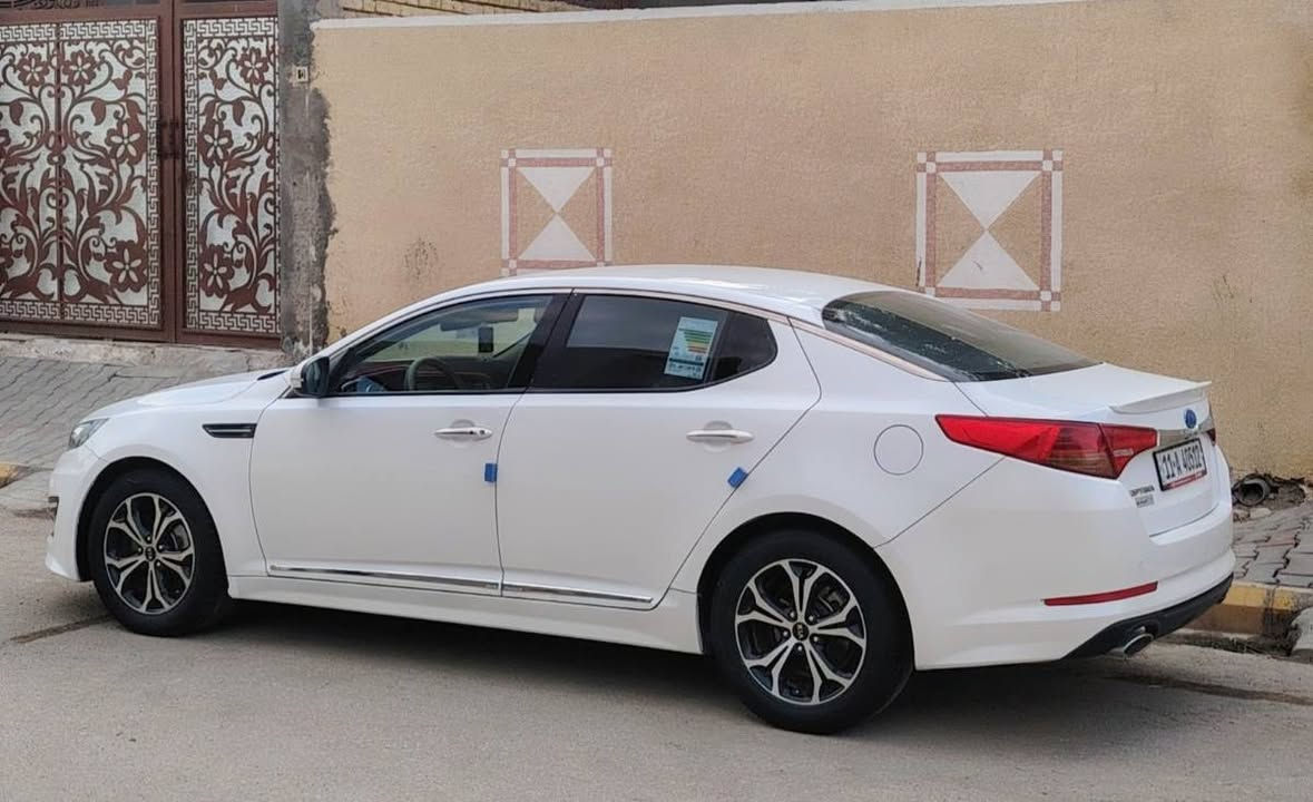سلام عليكم للبيع اوبتيما 13 خليجي مكينه 2400 فول عدا لبنراما ماشيه 260 مكينه كير كفاله بيه طخه خفيفه ب كرن جاملغ الأمامي الأيمن او رشه صبغ ب داير مال جاملغ الخلفي جوه القبق باقي كفاله رقم بغداد بسمي مداور ثاني يوم مكاني رميثه  استفسار ***********
