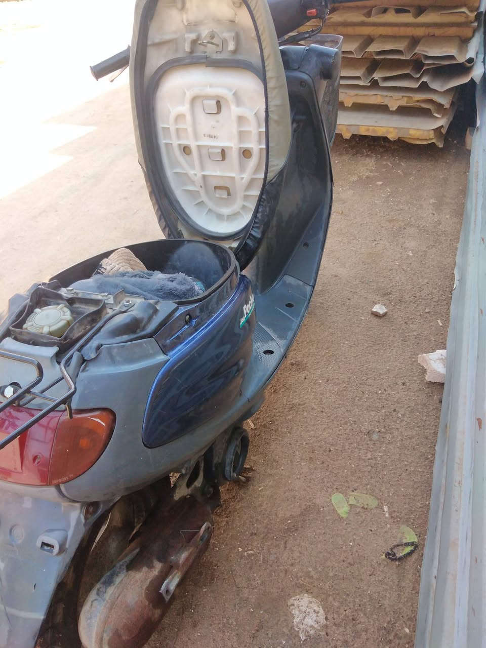 سلام عليكم منغولي نضيفه للبيع شغاله سلف هندر وهرن شغال دراجه حلـِۈه خير م̷ـــِْن الله̥ سعره 325 وبيه مجال مكاني كربلاء للستفسار ***********
