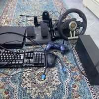 سلام وعليكم بلي فوره مسدخدم ويا يده اصليه ويا ماوس وكيبورت ويا دركسون ...