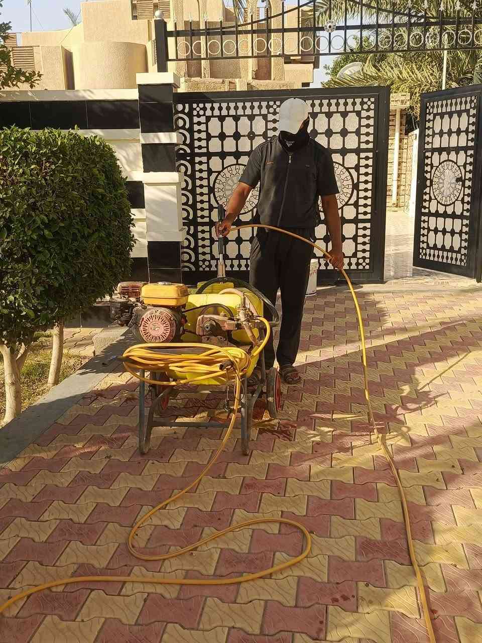 السلام عليكم مع بدء موسم رش المبيدات للنخيل والأشجار لحمايتها من الآفات الزراعية والغبار الذي يصيب ثمارها انا عامل وامتلك هولدر والذي يرغب في رش نخيله واشجاره لِحمايتها يتصل على هذا الرقم ***********
رقم الثاني ويوجد عليه واتساب ***********
