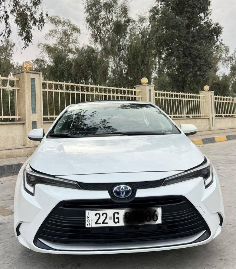 تويوتا كورلا هايبرد موديل 2023 ماشي ٥٨ الف  مكان عقره تلفون ***********   سعر 144
