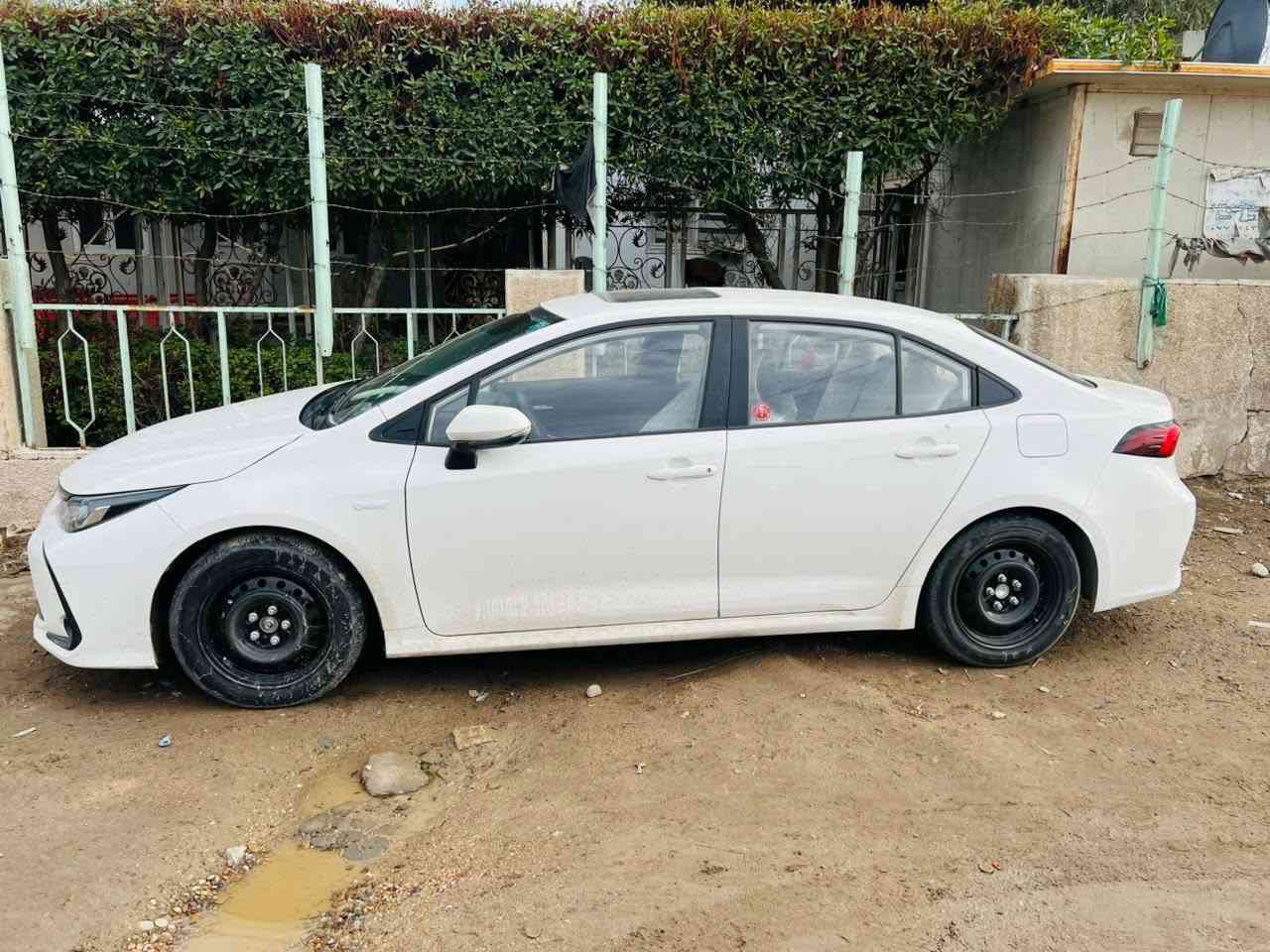 سلام عليكم كورلا موديل 2025خليجي هايبرد السياره فول مواصفات كفاله عامه ماشيه 7تالاف السياره بسمي تحويل مباشر دوشمه جديده السعر 158وبيهه مجال بسيط مكاني بغداد البلديات رقمي ***********
