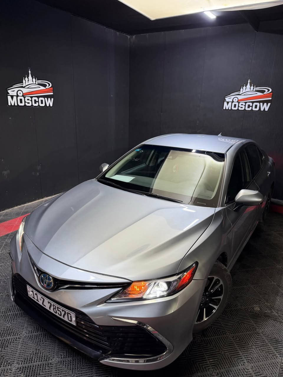 السلام عليكم

Toyota CAMRY LE 2024

السيارة للبيع او مراوس 

السياره مرقم بغداد 

السيارة ماشيه 16 الف ميل 

الموديل:2024

الفئة: le  هايبرد بصمه 

اللون: سلفر   

المحرك: 4 سلندر 2500

الضرر : جاملغ وبنيد تبديل ومصبوغ  

المواصفات: 

شاشة كبيرة 

بصمة تشغيل

باب بصمة

نقطة عمياء

رادار أمامي تفاعلي

رادار للاجتياز الجانبي

بريك ذاتي عندي تفعيل الرادار

تحديد مسار ذكي 

كشن كهربائي

لايتات اوتو زنون ولدات بلادي  

ثلاثة أنظمة للقيادة

سايد بريك بصمة + مفتاح الاوتو هولد 

السعر : 185 وبيها مجال قليل 

مكان السيارة كربلاء او بغداد  

شراي يتصل على الرقم :*********** او وتساب 

رقم الشاصي

4T1C31AKXRU629812 كربلاء, العراق
