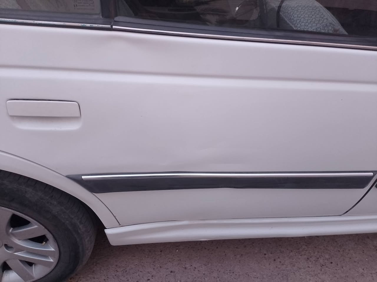 سلام عليكم 
بيجو بارص موديل 22 منظومه غاز محرك وكير وتبريد كفاله كامره حساسات تحكم ستيرن بيها طختين موضحات بلصور السياره مال قسط باقي سنه وتصير حره وكاله مباشر ماشيه 99الف مكاني بغداد تواصل خاص السعر 63 وبيها مجال قليل السياره تبريد ثلج وحماوه ربع وي تبريد اعتذر عن بيع قسط إذ اكو مراوس عادي


**إذا كنت صاحب هذا الإعلان وتريد حذفه لأي سبب، رجاءا أرسل رسالة إلى الدعم الفني**