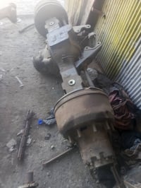 اكسن مال رينو العنوان  بغداد حي النصر رقم الهاتف  07704220378