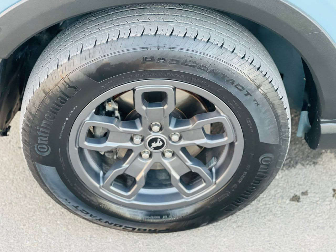 فۆرد برۆنکۆ 2022 سپۆرت کەنەدی مواسەفات بیگ باند 

سعر بلاش خوار هەموو بازاڕ : 148$ و معامەلەیەکی کەم 

مەکینەی ١٥ ی تۆربۆ 181 هۆرس پاوەرە و
 دەبڵ ئەکسل و سەیارەکە زۆر تازەیە 
تەنها ٢٠ هەزار کیلۆمەتر ڕۆشتووە 
بۆیاخی نیە چاڵ و شوخت و ساردی نیە 
تەنانەت دەعامیش بۆیاخ نیە 
دەعمی قورسی نیە تەنها بۆنیت گۆڕاوە بە بیلادی
 ئەرباکی سوکان تەقیوە شەریکە دانراوەتەوە
 ناوی هیچ نەگرتووە 
مواسافات بەسمەی سویچ و دەرگا و 
کۆدی سەر دەرگا و شەغال و گێڕ ماوس
 و ئۆتۆ ستارت و ئۆتۆ هۆڵد و شاشە
 لەمس و کامێرا و ڕاداری پێشەو و ڕادار ئاوێنە و
 لاتەنیشت و خەتی جادە و برێکی بەسمەیە 
و پێنج مۆدی لێخوڕین و کوشن هیتەر و 
کارەبای و لایت زینۆن و لایت پێش و 
دواوە لیدە و بلاجکتۆر و ویل کرۆم و
 تولی سەقف و سوکان ڤۆلیۆم و تەحدید سورعە 
و تەلەفوون و ئۆکس و فلاش و وایەرلێس چارج .
و کار پلەی و تاقمێکی تایەی شەریکەی لە ژێردایە 
و پاتری تازە گۆڕاوە
ژمارە کاتیەو دوو مانگی لەگەڵە بۆ ڕەقەم کردن

ژمارەی خاوەنەکەی 
0772 531 4474 
‎تێبینی: سەیارەکە مواسەفات کەنەدیە ڕەسمی دەعمی نیە ئەوەش ڕەقەم شانسی 

1‏3FMCR9B65NRD5665 السليمانية, العراق
