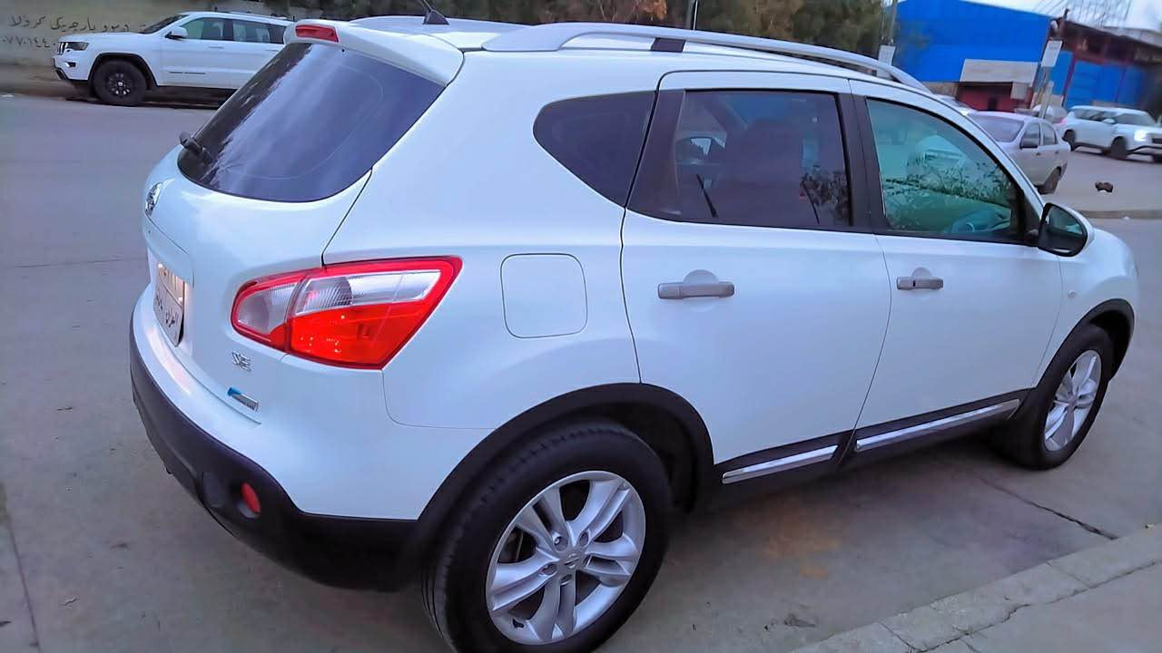 نیسان قاشقا مۆدیل 2011 خلیجی سفری شەریکەی کارزۆن 
گێڕو مەکینە کرانەوە بەشەرت
بی بۆیاخ و شوخت و سارد
فولمواصفات ناو کریمی
سەیارەکە بەناوی خۆمەوەیە
بی تەقەو رەقە چرکەی تیانییە
نرخی ١٣٣$
*********** السليمانية, العراق
