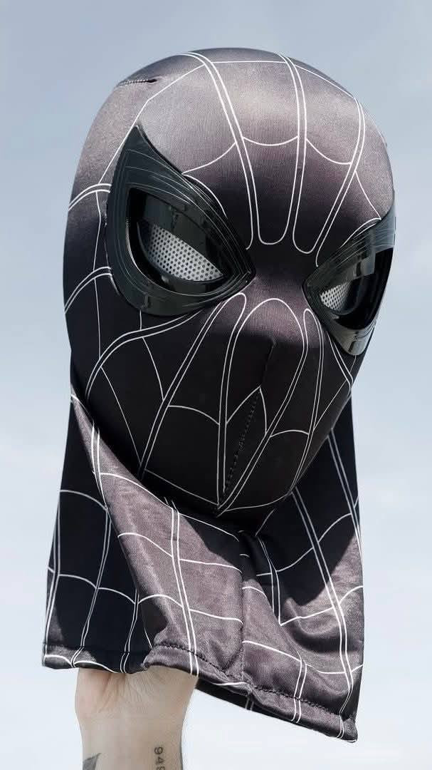قناع سبايدرمان لون الأسود،مشابه للبدلة التكافلية Symbiote suit
يلبس كل الاحجام سعره 30ويه توصيل


**إذا كنت صاحب هذا الإعلان وتريد حذفه لأي سبب، رجاءا أرسل رسالة إلى الدعم الفني**