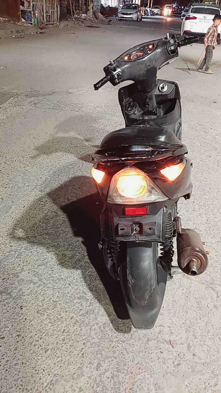 ثعلب بيع او مراوس دراجه كهربائيه شغاله نكره سلف مكينه بيهة صوت قليل مينسمع ابيع كوم حديد سعر 275وبيه مجال رقم ***********تصال واساب فقط
