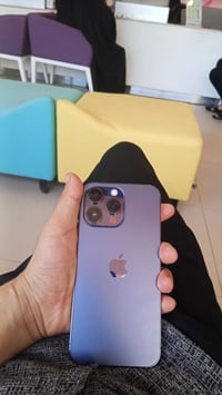 ايفون 14برو ماكس دبل خط شرق اوسط كارتونه اصلي وياه لبيع الشراي يجي خلص...