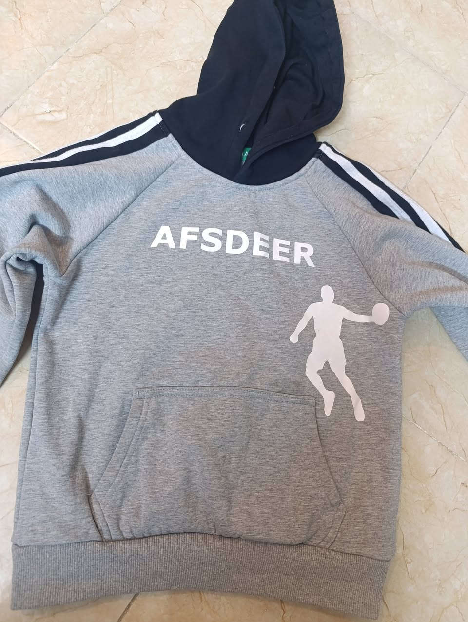 تراكات مال بنوتات ماخذين واحد25وستره كابوي كولهم ب25


**إذا كنت صاحب هذا الإعلان وتريد حذفه لأي سبب، رجاءا أرسل رسالة إلى الدعم الفني**