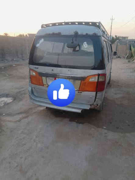 السلام عليكم فتون 2009رقم ديالى 
بيهه خيياسات  مكينه ونجي مجفته جديد كير اكسن مكفولات تحويل مكان السياره بغداد الكماليه سعر السياره 37
هاذا رقمي ***********
