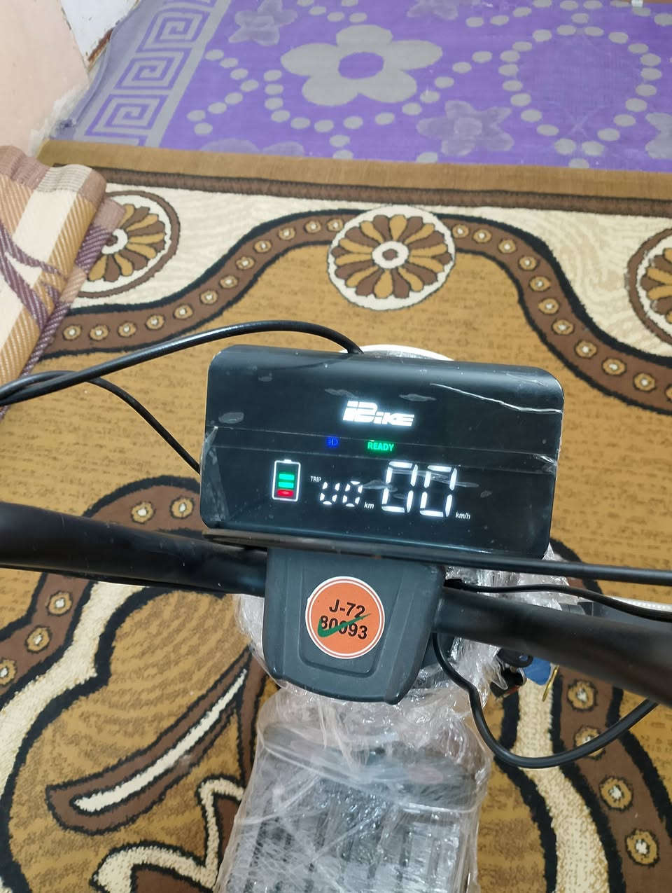 دراجه للبيع شحن موديل 2024 حجم 14 السعر 185 الف وبي مجال للطيبين
السلام عليكم دراجه شحن حجم 14 دراجه جديده موديل 2024 مستعمله شي قليل 4 بطاريات الشحنه الوحده توصلك 25 كيلو متر 
تايرات لوك كهربائيات شغال بريكات مضبوط السرعة مالت الدراجه 3 سرعات على وضع الشركه مع شاحنة بطاريه بلادي  شاشه شغال لوك السعر 185 مكاني كركوك الماس رقمي *********** بيع مستعجل
