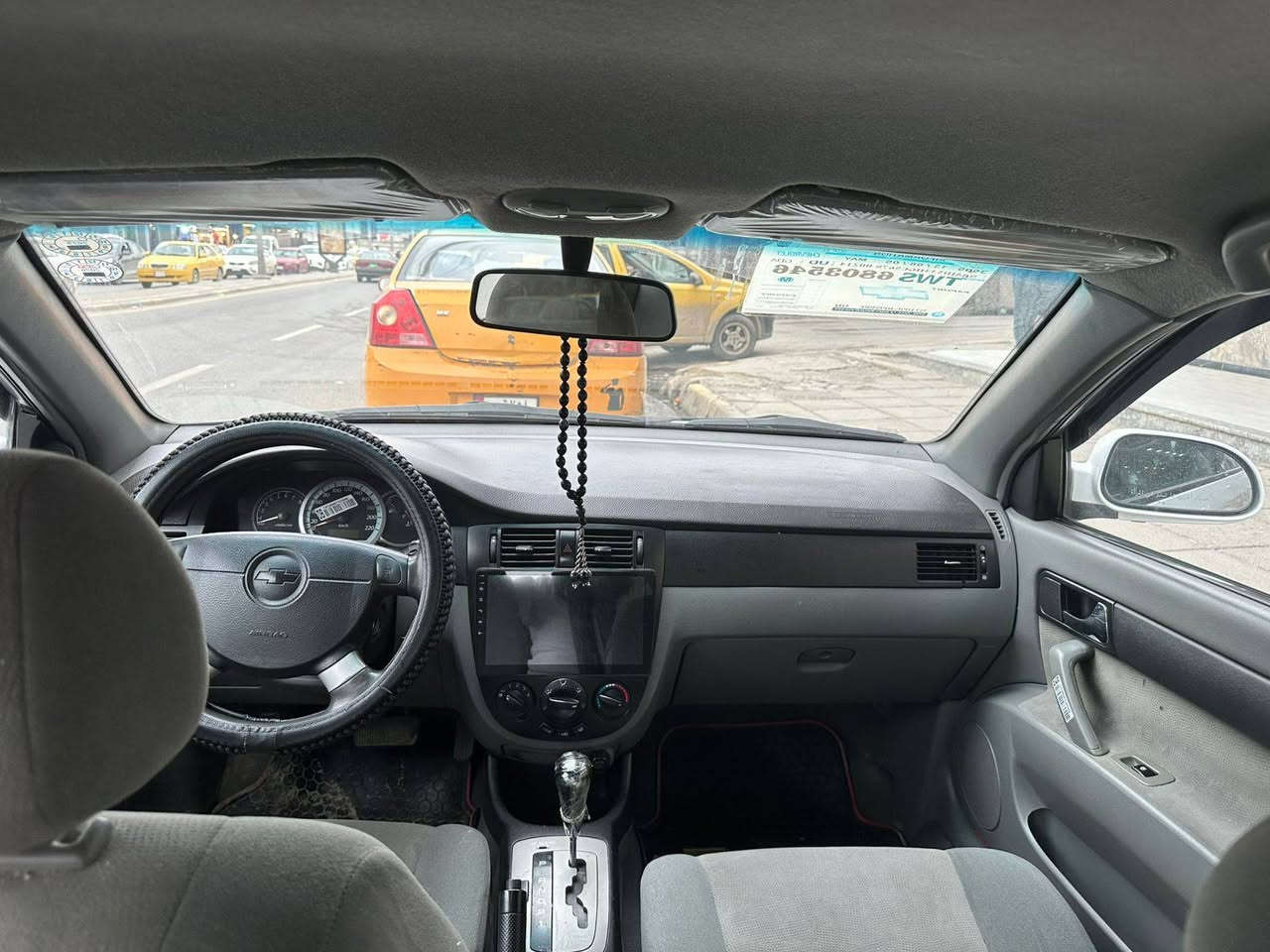 السلام عليكم 
اوبترا 2014 
رقم اربيل مسطرة جديد 
سنوية هزة جديد
تحكم ستيرن شاشة كامرا 
قفل مركزي 
كشنات تدفئة 
تايرات باتري جديد 
كير مكينة ذهب شرط 
صور السونار جديد موجود 
سيارة وضع شركة (بيها مكان رصعة بارد  قليل بدون صبغ  )
 السعر 108$
رقم ***********
