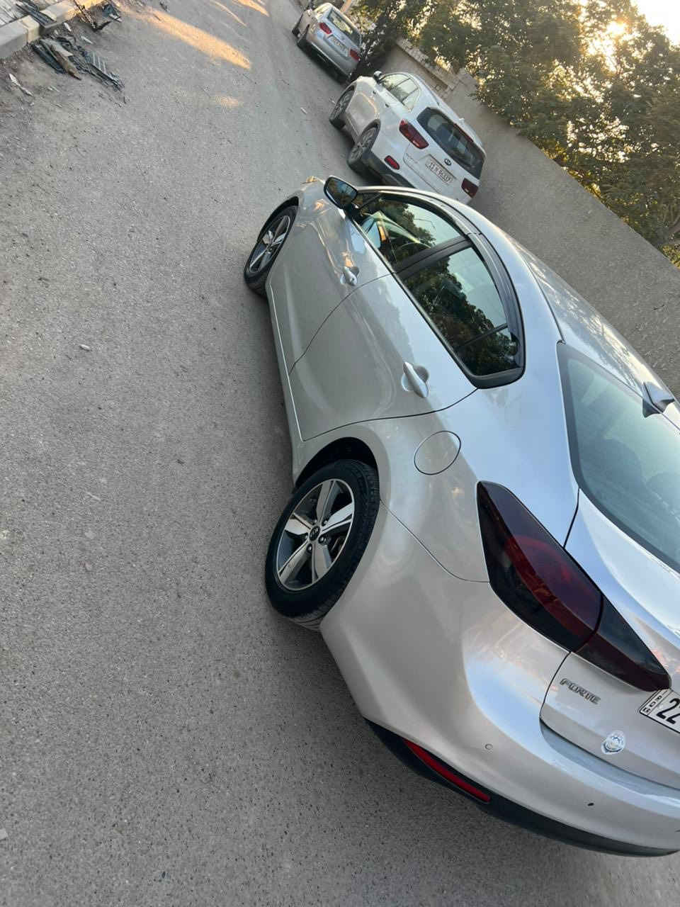 السلام عليكم كيا فورتي موديل 2018 
رقم اربيل دولي السيارة جاهزة وخير من الله 
السعر 106 وبيه مجال مكان السيارة بغداد مكلف بل نشر  ‭0770 790 5094‬
