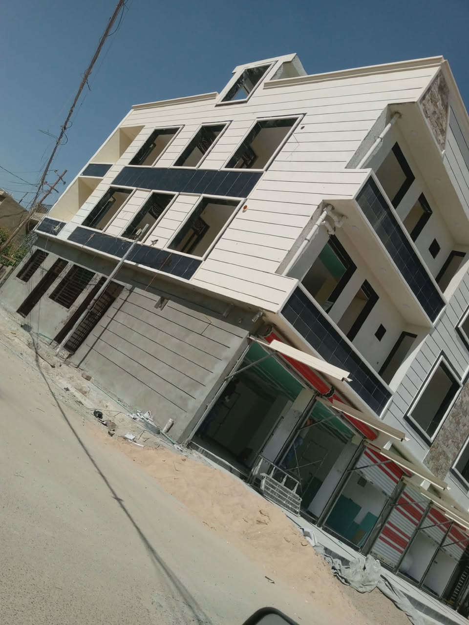 ابولجود👌لعمل وجهيات لبخ طلس فوم سيراميك جدار ارضيه وصبغ وديكورات بسعار مناسب جدآ👌*********** للستفسار
