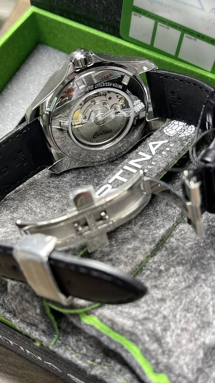 سيرتينا اوتماتيك دي ديت 
قياس ٤٠ كلاسيك 
جديدة 
كامل مرفقات 
٥٠٠ دولار 
***********
