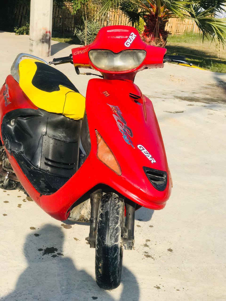 السلام عليكم دراجه فراشه فحل للبيع دراجه مكفوله كفاله عامه ما ناقصه شي كلشي شغال كهربائيات كله شغاله مشي خير من الله مكينه ناعمه جاهز الدراجه عوزه باتري باتري ضعيف السعر 325 وبيه مجال للشراي رحمه لولديكم الي ما يشتري لا يواعد وما يجي للاستفسار *********** مكاني شارع كربله نجف عمود 255
