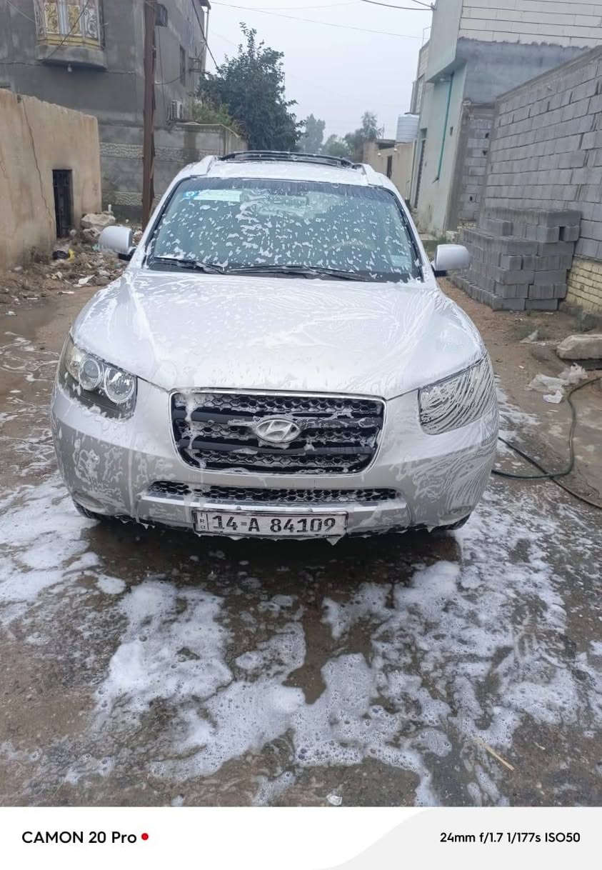 سياره سنتافي موديل 9 جاهزه من كلشي وكفاله عامه سنويه لغايه 2030 سياره نضيفه 
باقي التفاصيل التواصل علئ الرقم/*********** البصرة, العراق
