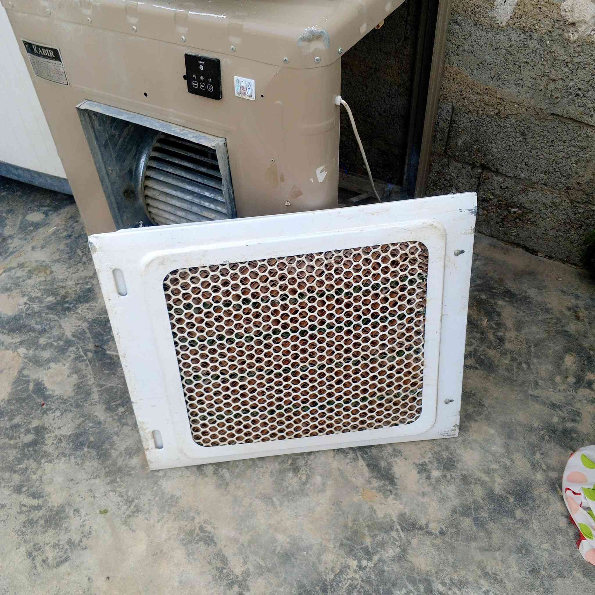للبيع شرط شقالات +***********
