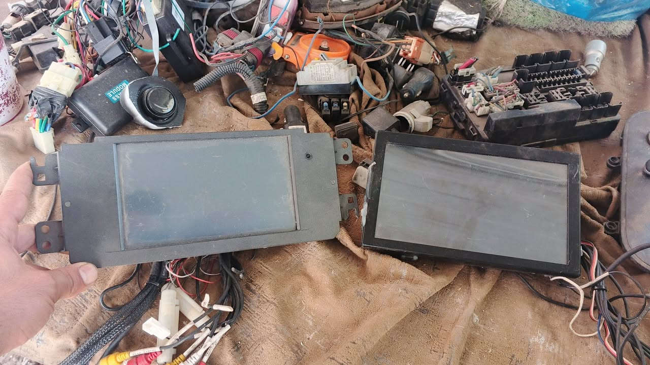 شاشه حاويه اصلي كاملات هنه وفيشهن سعر القطعه 15مكاني بغداد يوجد توصيل لكل المحافضات  ستفسار دخل خاص


**إذا كنت صاحب هذا الإعلان وتريد حذفه لأي سبب، رجاءا أرسل رسالة إلى الدعم الفني**