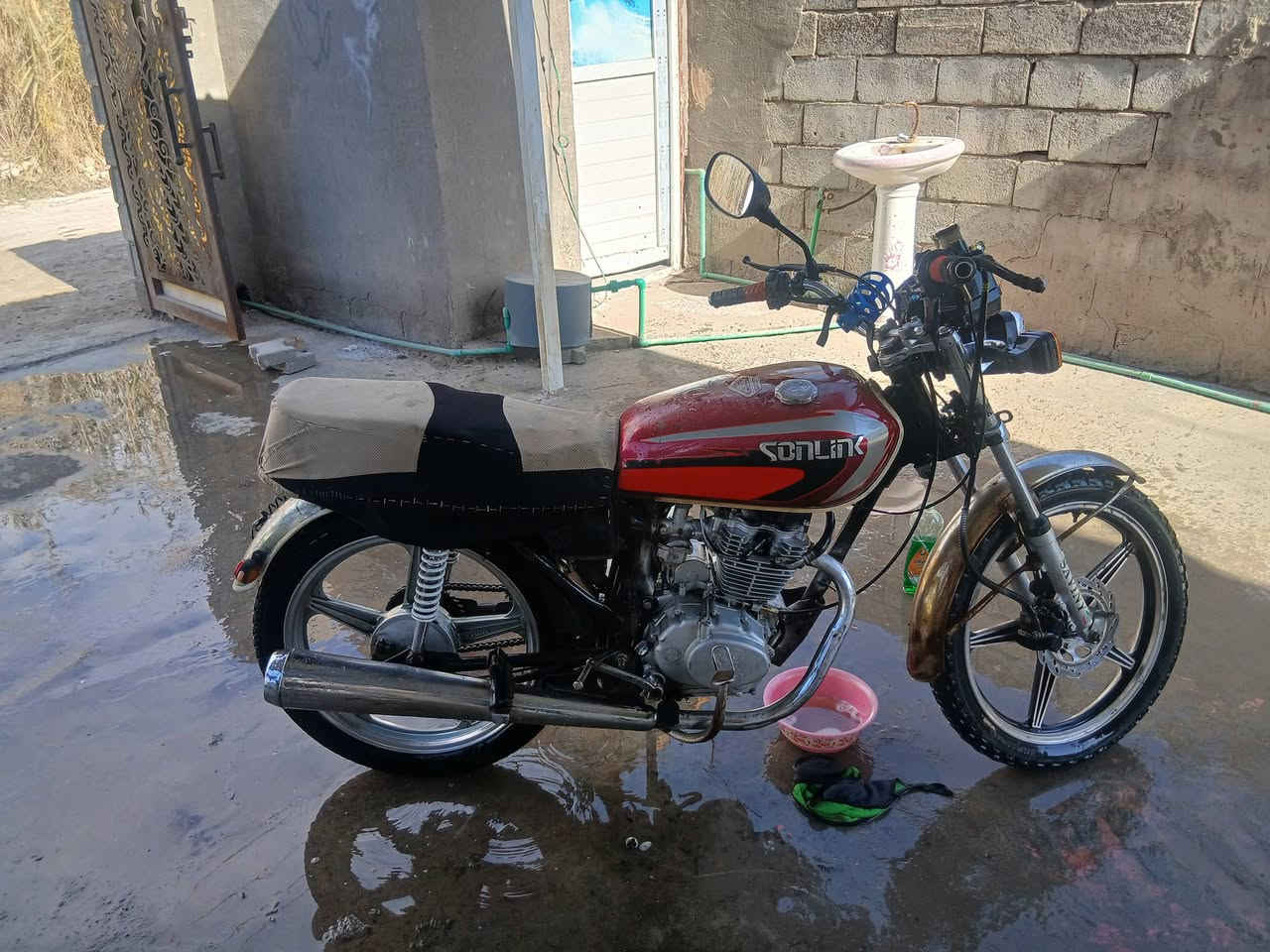 دراجة سونك خمسة كير شغالة نكرة هندر  أوراق كاملة كهربائيات شغالة للستفسار 
***********
***********
