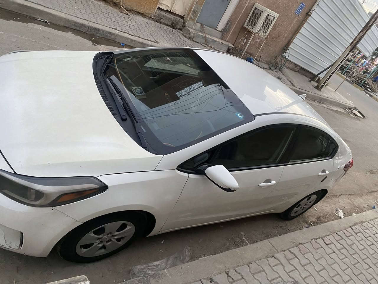 السلام عليكم
فورتي ٢٠١٧

وارد امريكي

ابيض 

رقم الماني  ديالى. مشروع وطني

مكينةً ٢٠٠٠ دوش

تدفئة تبريد 

بيهه خمس قطع 

بدون دواخل ولا حوض ولا لغد ولا شاصي 

سيارة خير من الله 

ماشية ١٥٣ ميل

تحكم ستيرن 

تحكم مري

  

السعر   شدة. وبيهه مجال  

مكاني بغداد  الحسنينة 

 الرقم : ***********
