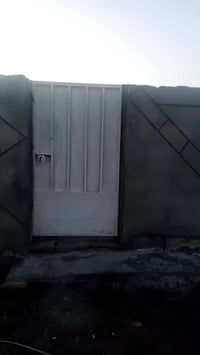 بيت للبيع حي الجهاد خلف مدرسة عبدالله  ذيبان مساحة 100 متر متكون البيت...