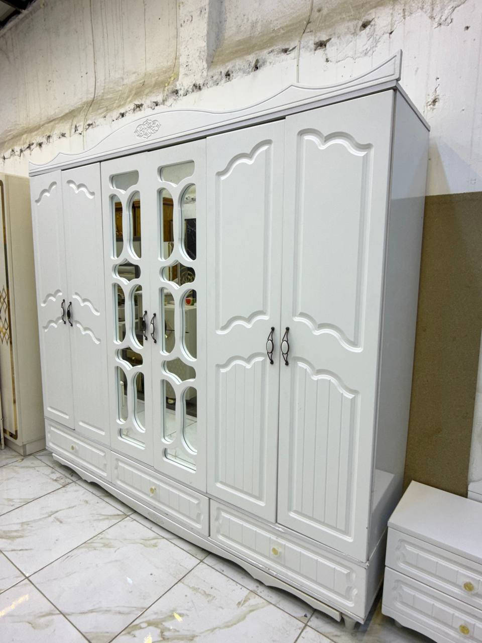 غرف نوم مستخدمه للبیع متوفر التوصیل مجاني مع الشد 8قطع800
للحجز وتواصل خاص
واتسآب ***********
