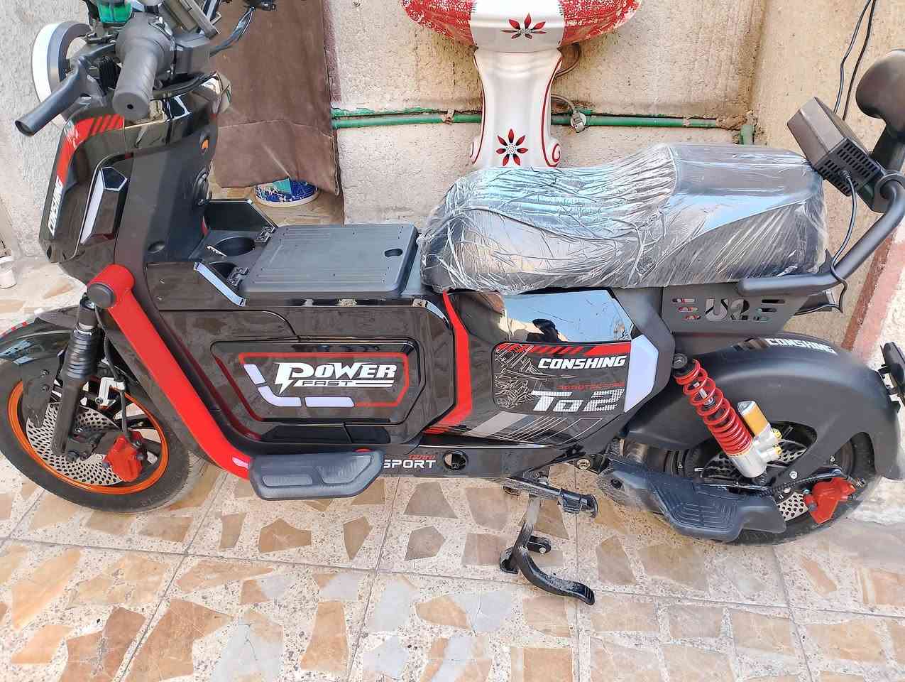 سلام عليكم دراجة شحن موديل 26 /5بطاريات 25Aفعلي فول مواصفات ملف 2000 نضام تبريد  السعر/750بيهة مجال والدراجة تاخذهة عل فحص اي نقص مابيهة  المكان بغداد الزعفرانية/***********
