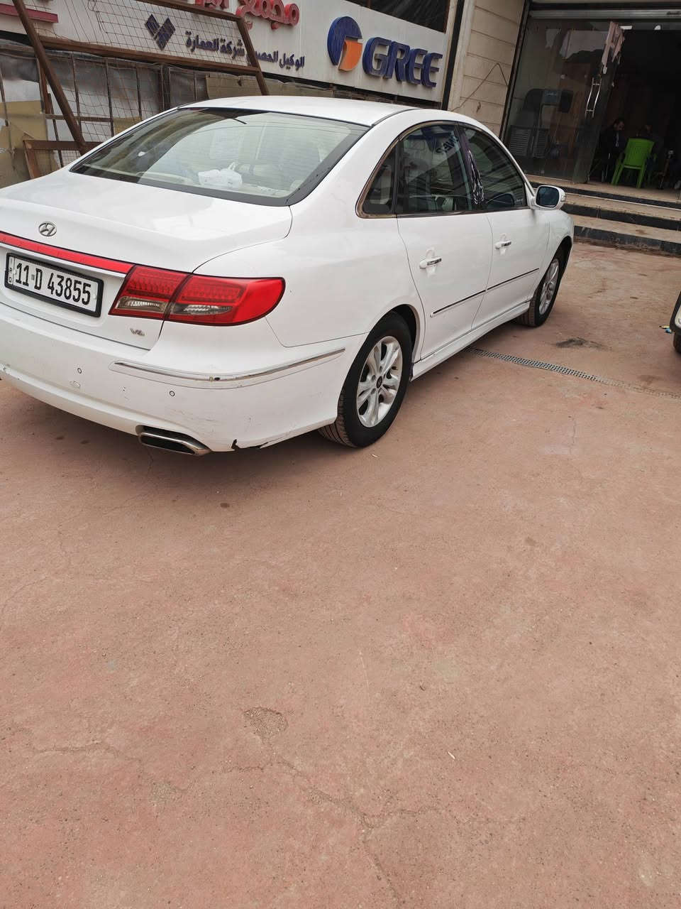 السلام عليكم ازيرا 2011 للبيع***********
