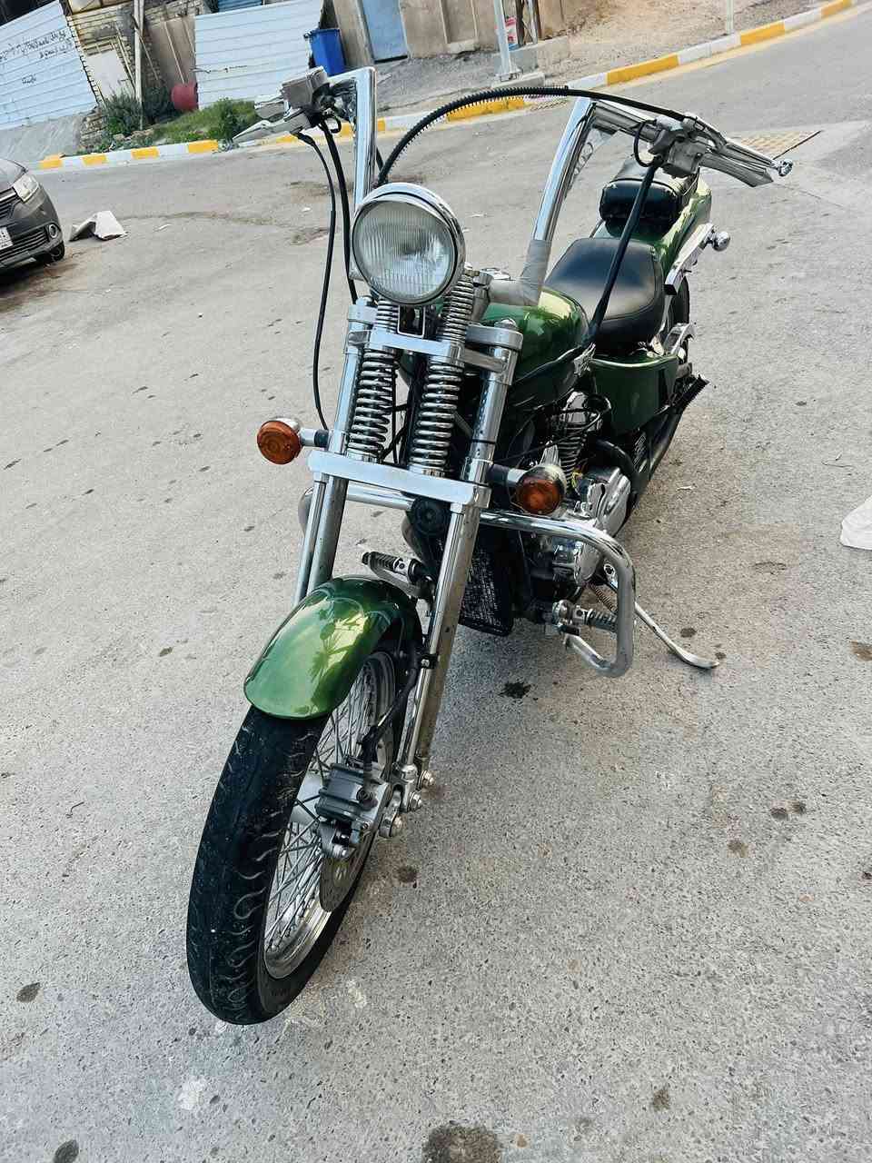 السلام عليكم
هوندا ستيد 400 VLX

موديل 2001

صبغ جديد 

بلكات جدد

دهن جديد 

مي اخضر 

دراجة كهربائيات جديدة 

كلج جديد 

صدر سبرنك 

السعر 1500

*********** واتساب
