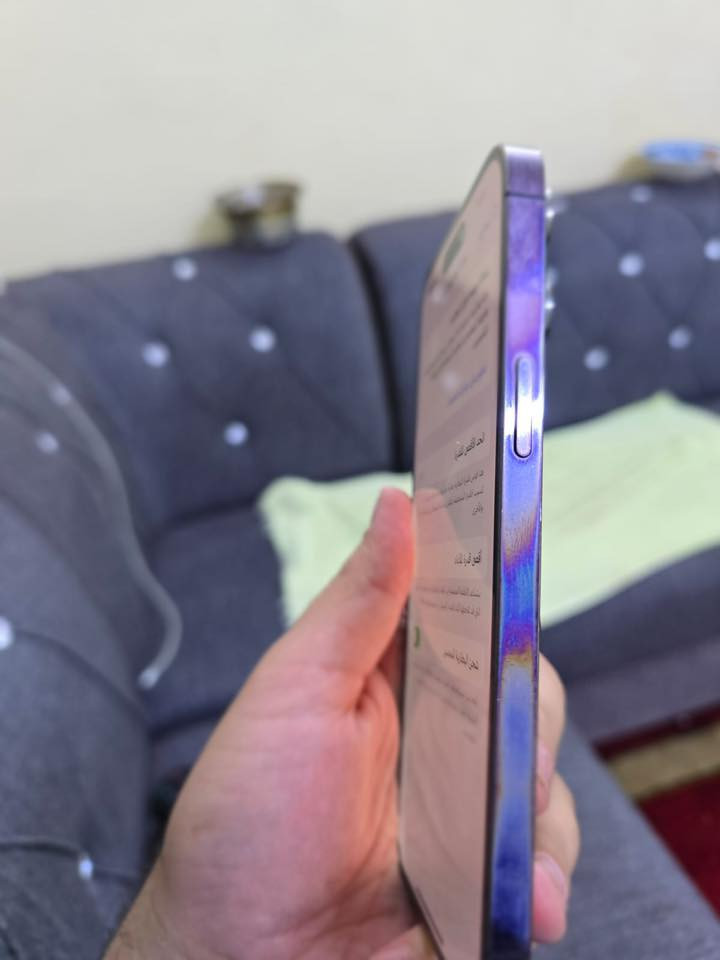 اي فون لبيع ١٤بروماكس.    ذاكره ٢٥٦جهاز نظيف وغراضه كامله ***********
