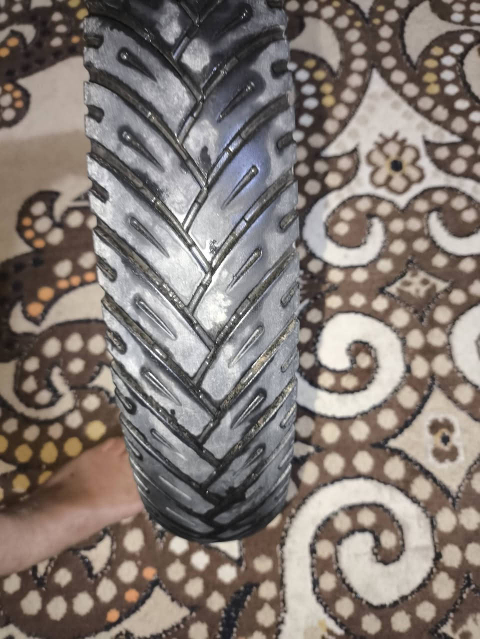 تاير دراجة بوكسر خلفي للبيع ***********
