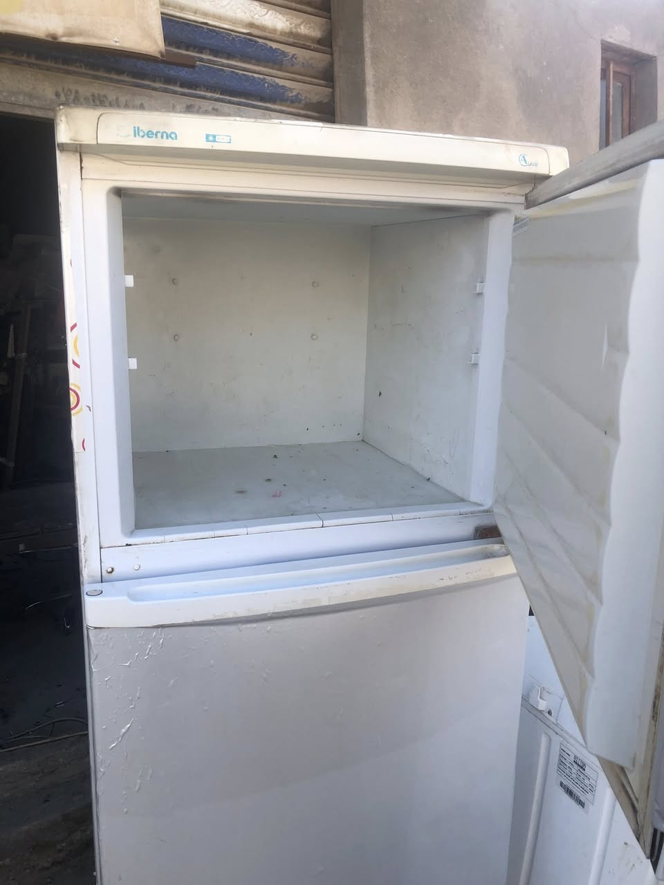 ثلاجه حجم جبير شرط التجميد نظيفه وسعره 130 وبيه مجال


**إذا كنت صاحب هذا الإعلان وتريد حذفه لأي سبب، رجاءا أرسل رسالة إلى الدعم الفني**