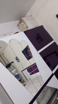 غرفه تركيه • نضيفه • بيها مجال