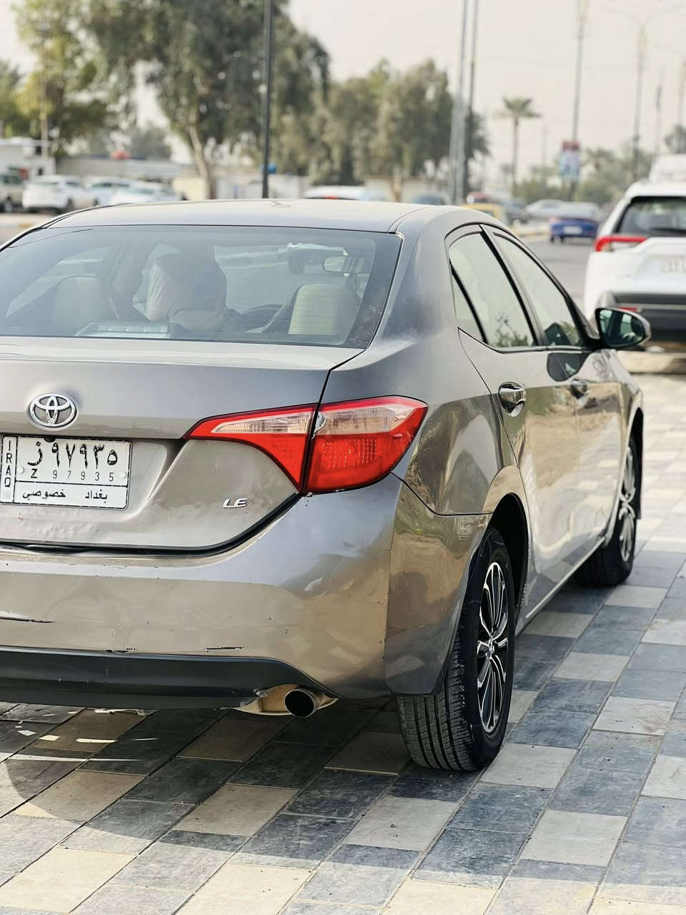 السلام عليكم كورلا 2019LEللبيع
وارد امريكي
 المسافة المقطوعة: [147 الف  

الصدر كله جديد + دسكات وفلنجات جدد
تخم تاير جديد 

الحادث 
جاملغ امامي ايئمن وبنيد وبيه طخات بل عراق 
السيارة نضيفة جدا وممتعوبه مال بيت ومحافضين عليه 
لايت عدسات زنون بلاد رادارات داخل بيجي تبريد ثلج تدفى شغاله شاشه بلادية  وبيه بارد بل جنطه 
ملاحظة سيارة معوقين بعدهة 6 اشهر 
ولمعوق موجود 

 السعر: {117$] ومجال بسيط
 للاتصال: ***********
العنوان: بغداد
