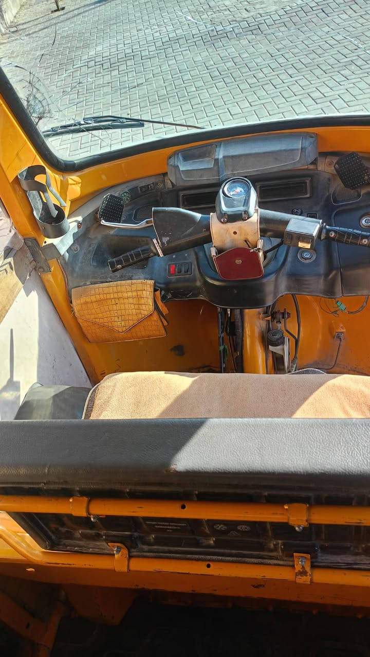 تكتك TVSللبيع موديل 2020 بأسمي رقم انكليزي البدي بلادي مثل ما موجود بصوره مكينه شغاله بس صوت في المكينه تحتاج فتح مكينه تبديل الذراع او تعديلات بصيطه السعر ٥١٥٠ او بيهه مجال هذه رقمي ***********
اخوان ملاحظه والأهم من ذلك 
تحويل مو تكول تحويل مكاني الحيانيه قرب شارع القائد
