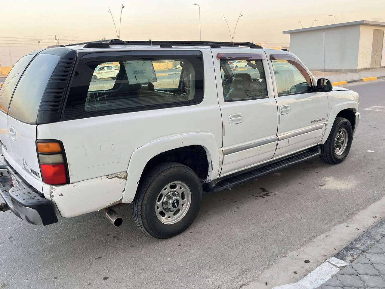 سلام عليكم جمسي مديل 2001 مكفوله من الكص ونقل جثه ولعيب الشرعي رقم بغداد اجره تحويل ثاني يوم مكينه 6100 كير 100 جدد تخم تاير حداديه جديده تبريد ثلج السياره جاهزه من كلشي بيه منضومت غاز كامله السعر 60 رقم الهاتف *********** العنوان البصره
