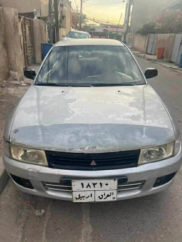 لانسر ميراج
موديل 2001
كير اوتماتيك 
محرك 1500 خير من الله
تبريد شغال
جام كهربائي 
بس جاملغ الخلف السايق
بي معجون ومبين بالصورة
السعر 33$
وكالة مقفولة
تحويل مباشر
مكان السيارة بغداد
حي تونس آفاق عربية
*********** بغداد, العراق
