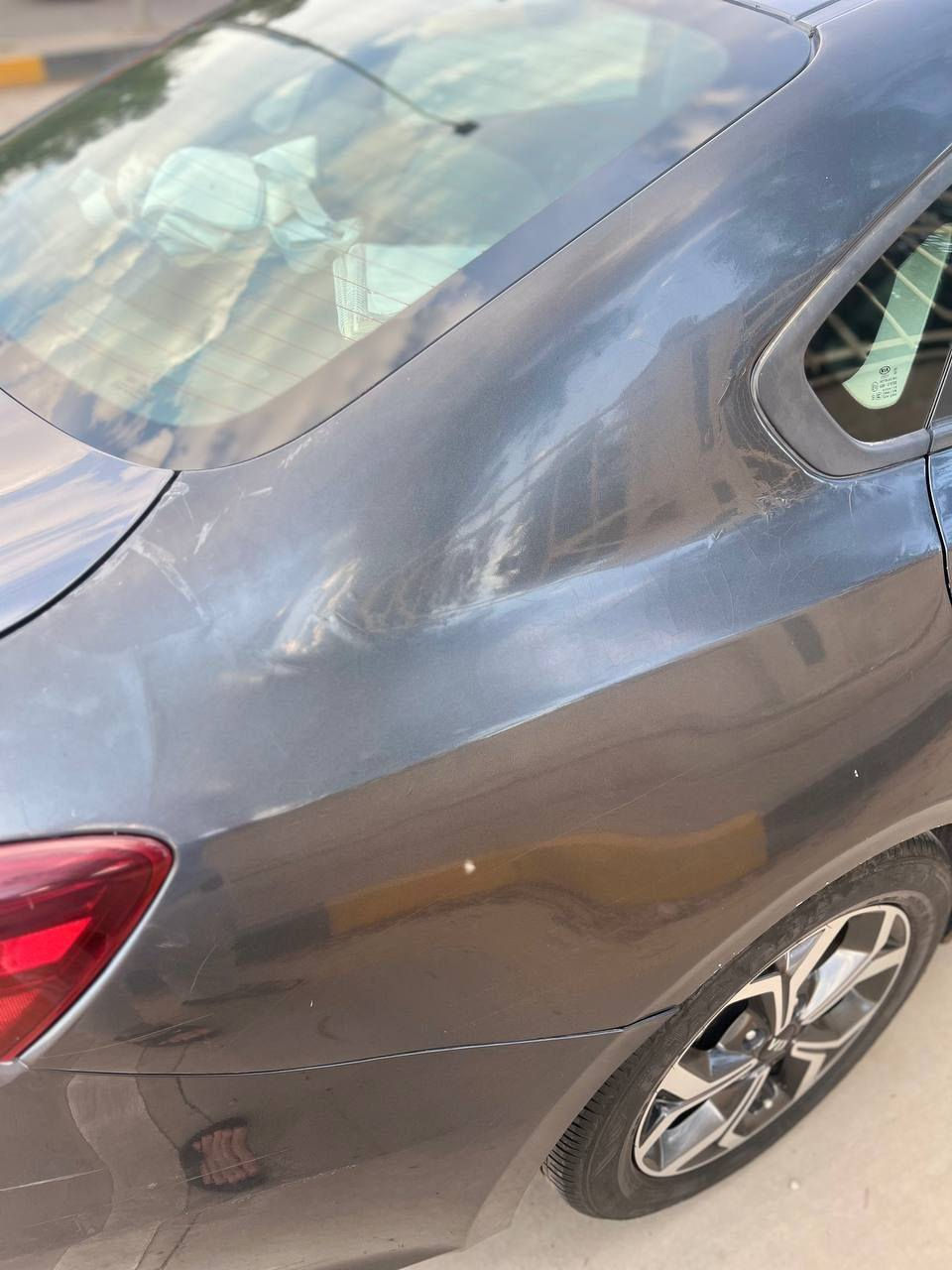 السلام عليكم
كيا فورتي 21
مواصفات عاديه شرط الدواخل والشواصي
ضرر صفحه اليمين باب وجاملغ وباب مبدل شركه
ماشي 120الف ميل
للاستفسار ***********
