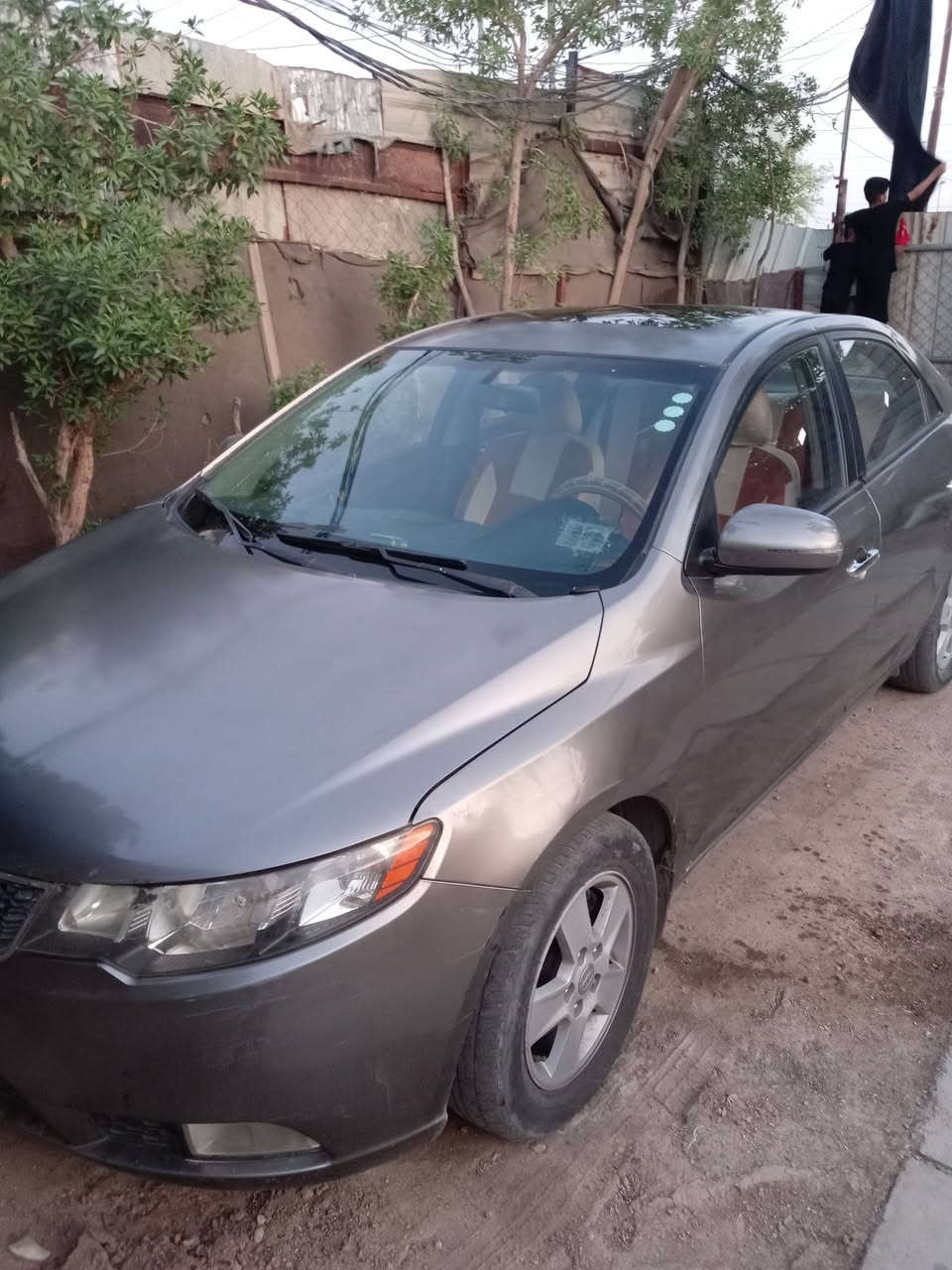 فورتي ١٢ رقم ذي قار مصبوغه حزام
محرك ينقص السعر ٧٧ وبيهه مجال
***********.
