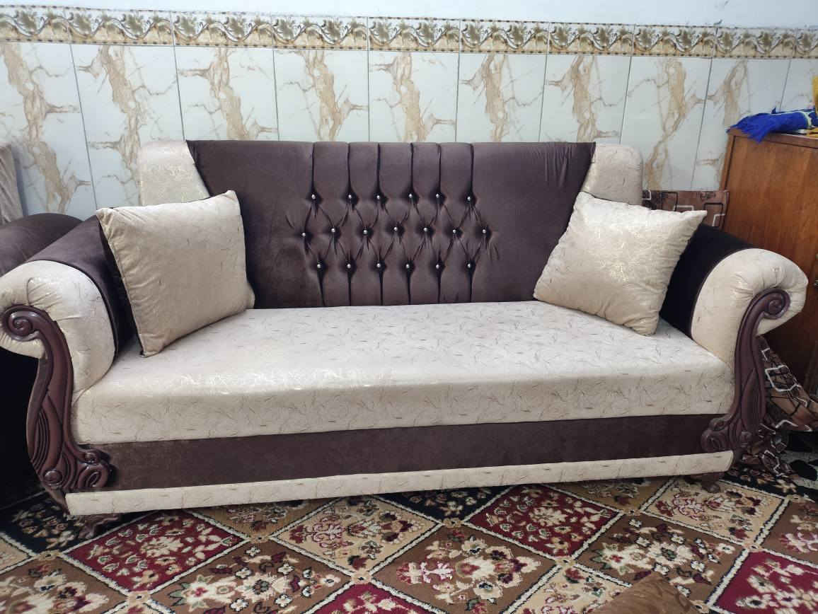 للبيع 🔥🔥🔥🔥🔥

ملاحظة: التخم جديد وغير مستخدم 🌟

🛋️ للبيع تخم قنفات 5 مقاعد
✨ تصميم أنيق ومريح
🎨 اللون: جوزي وبني
💰 السعر: 160 ألف (قابل للتفاوض البسيط)

📍 المكان: بغداد – حي الجامعة، نهاية شارع المصرف قرب الجمعية
📞 للاستفسار: *********** بغداد, العراق
