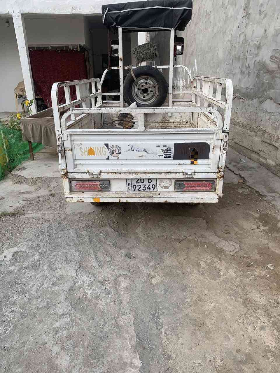 السلام عليكم ستوته للبيع موديل 22 شغاله ما بيعة أي خلل هندر وسلف شغال مرقمه رقم وسنويه التحويل ثاني يوم مكاني ديالى المقداديه  السعر 3000مليون وبيهة مجال رقم التواصل  ***********واتساب موجود
