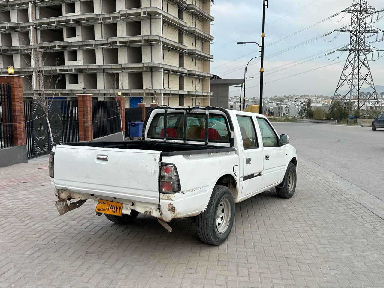 شوین سلێمانی
***********

پیكاب گۆناو٢٠٠٧ مەنەفێس
گێڕو مەكینەی و ئەكسل بەشەرت  تەقەوڕەقەی بەشەرت چوار تایەی تازە لەژێردایە پاتری تازەیە  سەیارەكە دەعم ولێدراوی نییە  ٢٥$ گەڵا ومەعامەلەیەكی  كەم السليمانية, العراق
