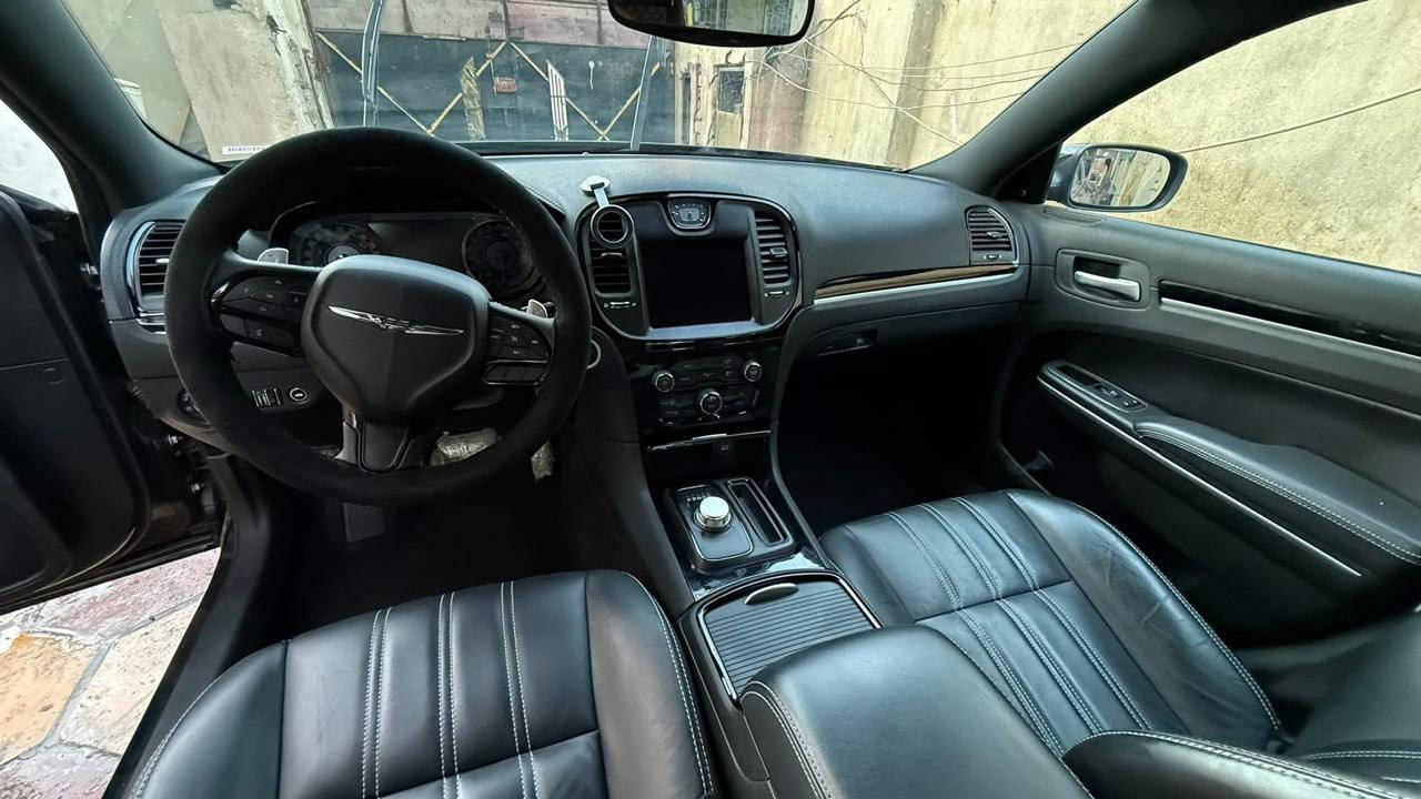 الوصف
® للبيع - كرايسلر
الموديل: [23لاست كول]
المحرك: 3.6
العداد: [42 الف] كم
اللون: [اسود]
الحالة: [صبخ ربع جاملغ الامامي بدون تبديل بدون ايرباك كلشي سليم ]
المواصفات
1- كشنات جلد مختمه S
2-تدفئة كشنات
3- شفتات ستيرن
4تحكم ستيرن
5- كير ماوس
6- سماعات الباين
رقم بغداد الجديد
7-بانوراما
وباقي مواصفات الSمعروفه
السعر $295]
للتواصل: [***********]
الموقع: [بغداد /الشعب]
