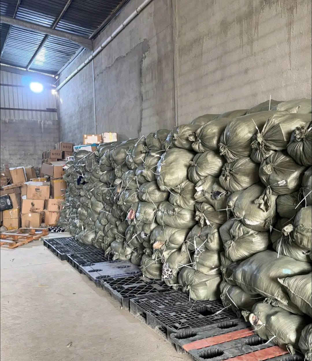 متابعينا متوفر كميات مكس كراتين شلفان بضاعه جديده مكس فئة A تابعونا على صفحتنا في تيك توك بث يومي https://www.tiktok.com/@4xln5?_r=1&_t=ZS-93ltvNYQmTR
العنوان بغداد التاجيات قرب جسر الدوار منطقة اركية 
الاستفسار واتساب / ‭0771 520 0538‬
