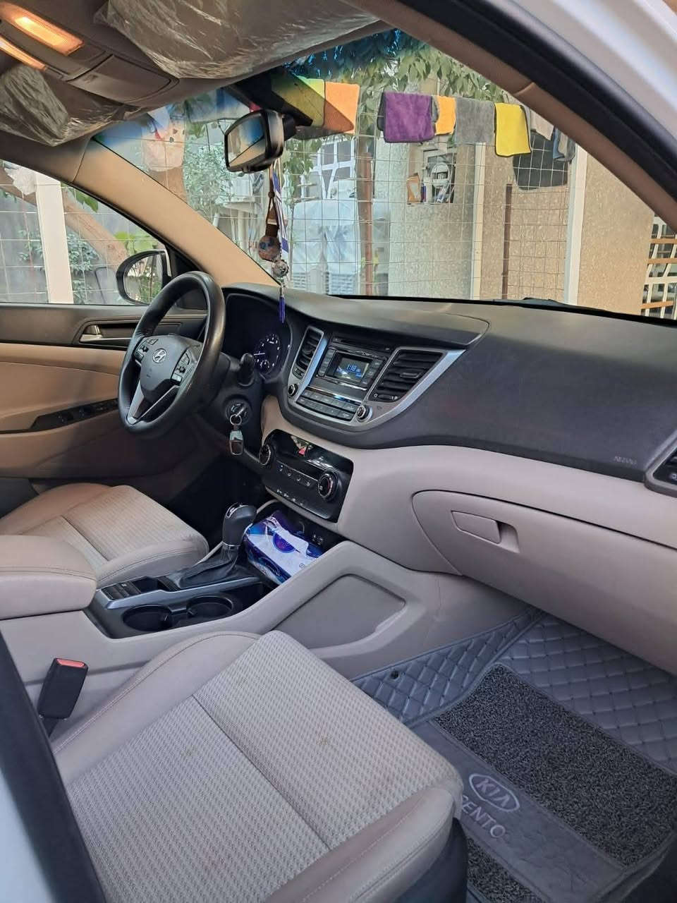 السلام عليكم توسان خليجي ٢٠١٨ مكفوله من الصبغ محرك ٢٠٠٠ دوش بيه رصتين مال حصو بلنيد وحده وبلباب وحده مو كبار مال حصو مال طريق محرك وكير مكفولات تبريد صدر تخم تاير جاهزه ماشيه ٨٦ الف سياره جاهزه من كلشي السعر 180$بيه مجال قليل للشراي الدوره حي المعلمين للتصالل
***********
