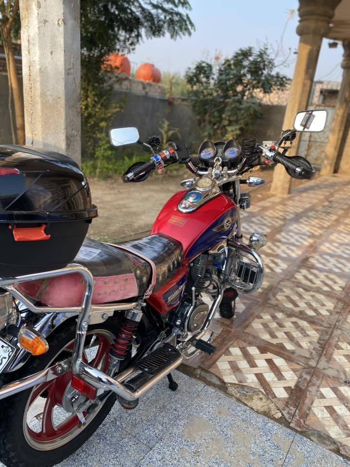 سلام عليكم
دراجة تايموتة مديل 22اوراق اصليات داخلة كمرك وكاملة وعدي اوراق الرقم يعني باقي شي بسيط وتكمل الرقم 
دراجة خير من الله ماناقصهة شي 
لامفتوحة ولامبدل شي ما عدة الدبلات امامية مبدلة والاصليات مالاتهة موجودات 
سعر دراجة مليون و875وبيهة مجال للشراي 
رجاً اذا ماعجبك السعر ماعجبك المنشر اعبرة وجنك ماشفت شي لاتكعد تكسر بحلال عالم 
متواجد فيس ورقم ***********
العنوان الشطرة
